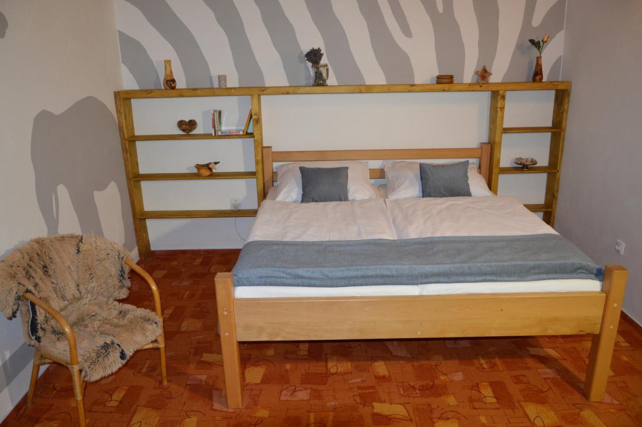 Hotel Statek 3 - Wellness&Spa Hluboká nad Vltavou Zewnętrze zdjęcie