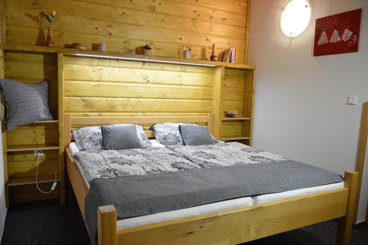 Hotel Statek 3 - Wellness&Spa Hluboká nad Vltavou Zewnętrze zdjęcie