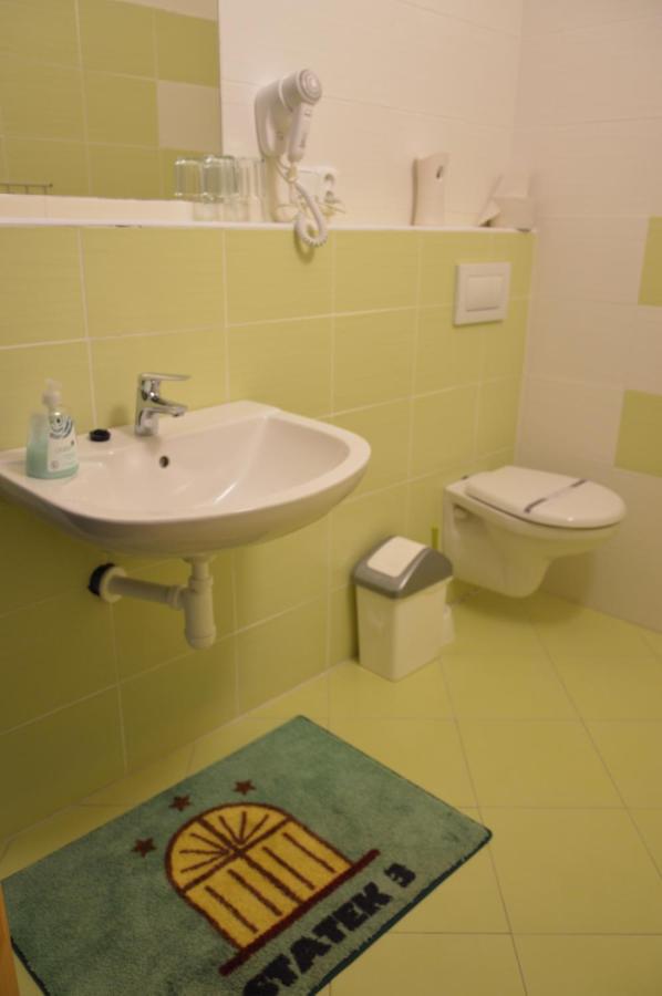 Hotel Statek 3 - Wellness&Spa Hluboká nad Vltavou Zewnętrze zdjęcie