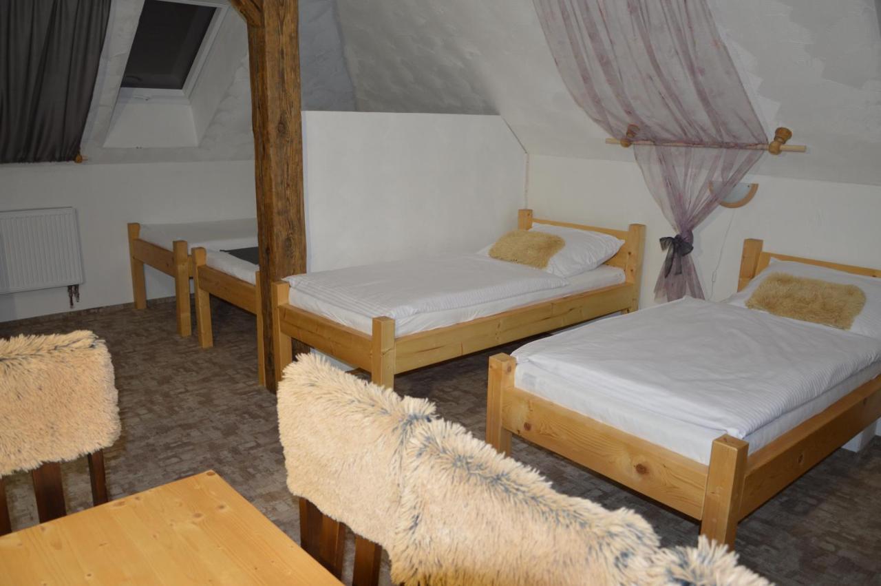 Hotel Statek 3 - Wellness&Spa Hluboká nad Vltavou Zewnętrze zdjęcie